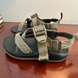 Chaco Size 10 Boys Z/1 Sandals